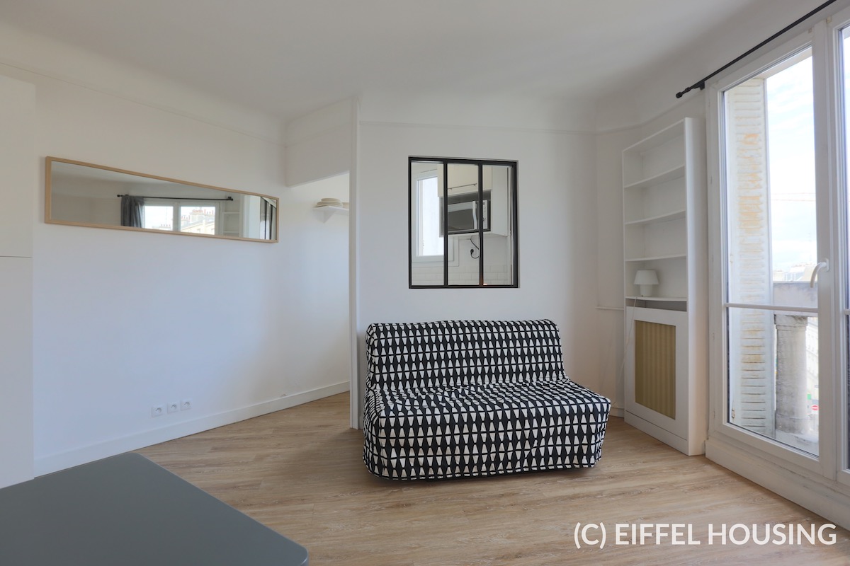Furnished rental - Rue des Cloys - Paris 18ème - 20 sqm - furnished