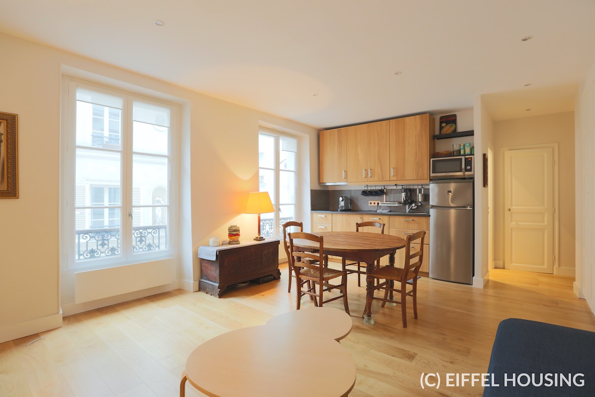 Furnished rental - Rue Véron - Paris 18 - 37 sqm - 1 BR - furnished