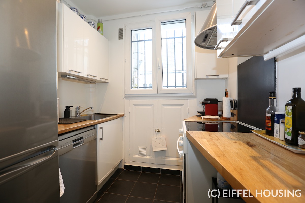 Furnished rental - Rue Victorien Sardou - Paris 16 - 98 sqm - 2 BR